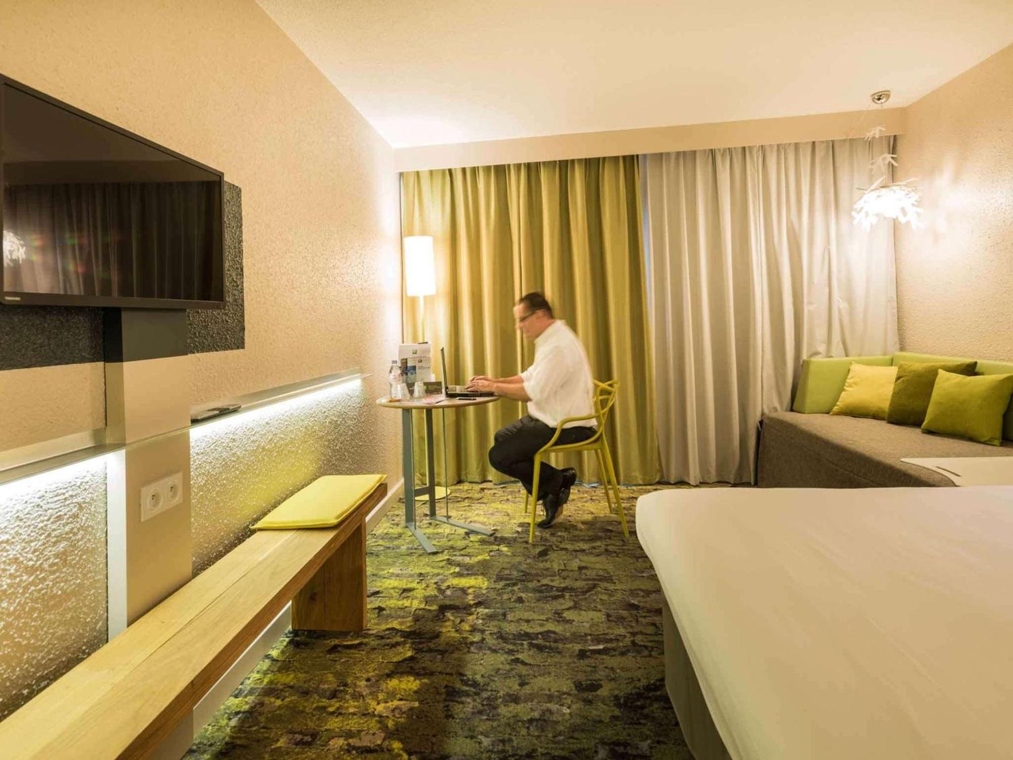 Ibis Styles Tours Sud Hotel Chambray-les-Tours Bagian luar foto